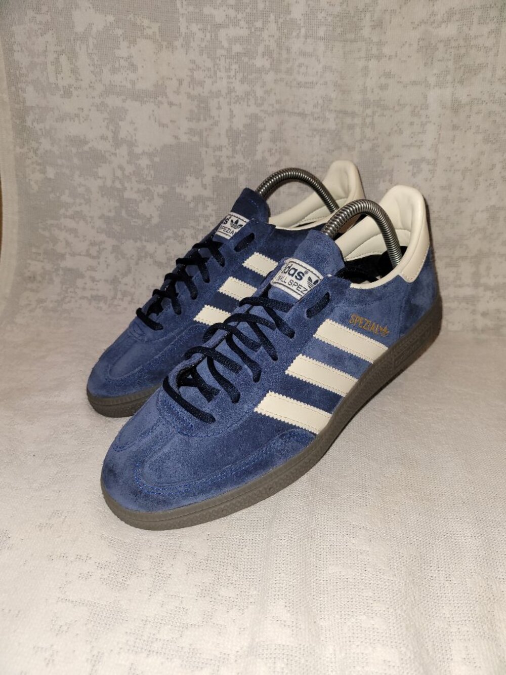 Adidas Handball Spezial Men's Size 8 Athletic Shoes Blue Off Gum White Sneakers - Picture 4 of 16